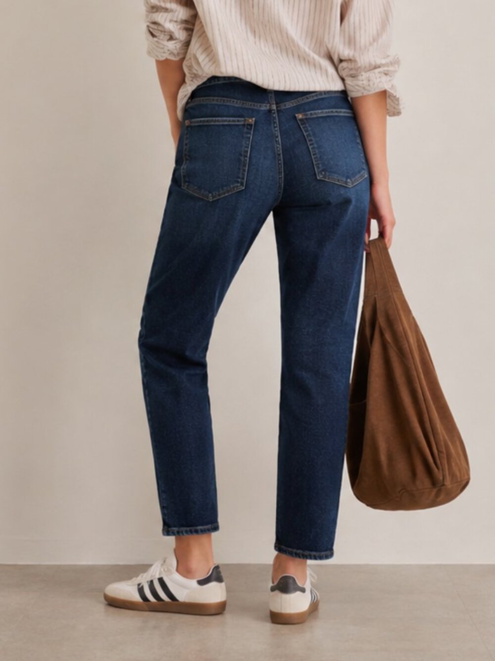 NWT Gap Girlfriend Jeans Womens Tall Dark Wash Mid Rise Tapered | Size 30 - Picture 2 of 13